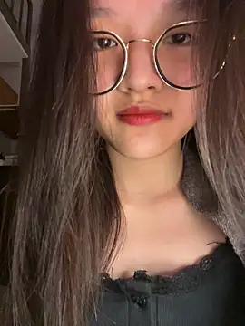 Krixxi22 online show from 10/20/25, 04:40