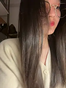 Krixxi22 online show from 02/05/26, 07:07