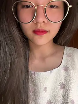 Krixxi22 online show from 03/06/26, 05:42