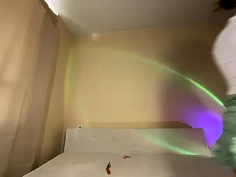 Snapshot of winter__sun chatting on 09/11/25, 01:11 winter sun online show from 09/11/25, 01:11