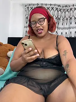 MimiCurves online show from 05/29/26, 08:12