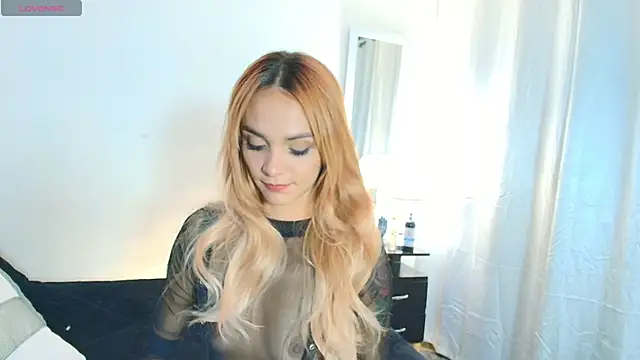 MeganLorensx online show from 10/16/25, 09:49