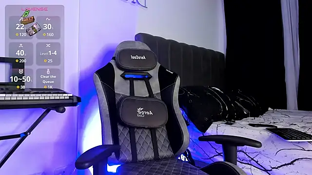 Aron Dark online show from 03/04/25, 10:57