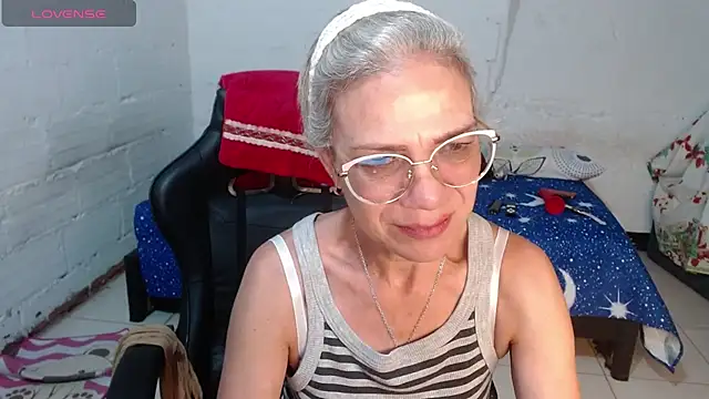 Giorgia xue53 online show from 12/08/24, 01:36