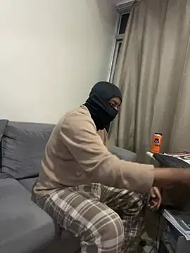 jaytee198610 online show from 04/15/26, 04:36