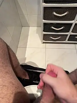 Deralboaus01 online show from 02/08/25, 10:39