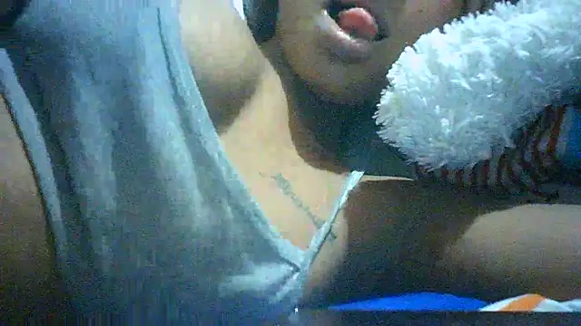 Snapshot of Bellabeltrann chatting on 12/13/24, 08:15 Bellabeltrann online show from 12/13/24, 08:15