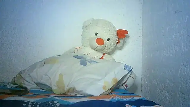 Snapshot of Bellabeltrann chatting on 12/14/24, 02:23 Bellabeltrann online show from 12/14/24, 02:23