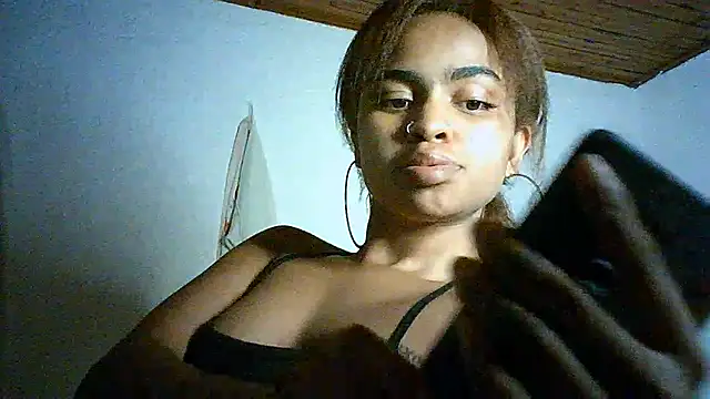 Snapshot of Bellabeltrann chatting on 01/28/25, 06:16 Bellabeltrann online show from 01/28/25, 06:16