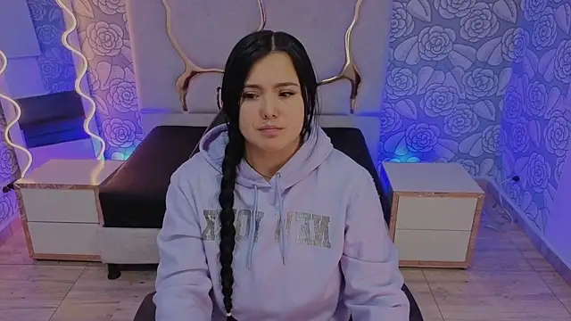 Mellani tay online show from 09/25/25, 03:21