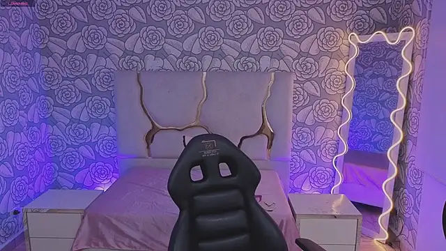 Mellani tay online show from 02/06/26, 03:33