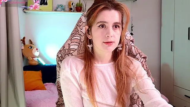 Snapshot of Lisa_sweetheels chatting on 03/06/25, 02:51 Lisa sweetheels online show from 03/06/25, 02:51