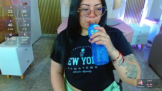 martinna tay online show from 11/21/25, 03:27