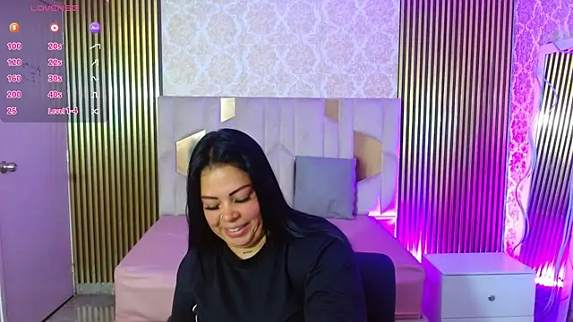 martinna tay online show from 07/02/26, 03:23