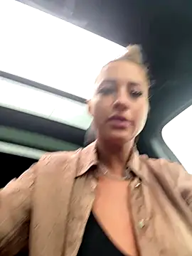 LovingBlondie online show from 09/13/25, 06:24