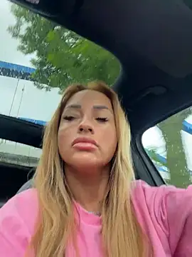LovingBlondie online show from 05/23/26, 05:45