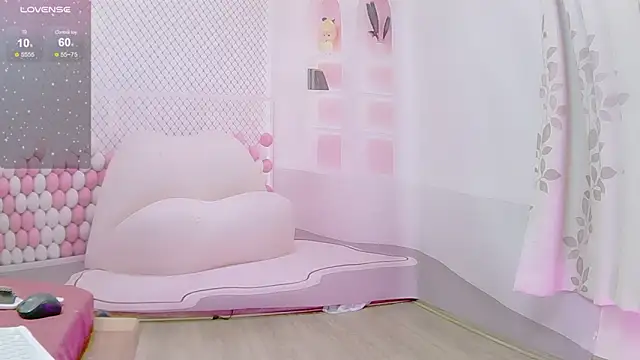 Sumi y online show from 12/19/25, 02:40