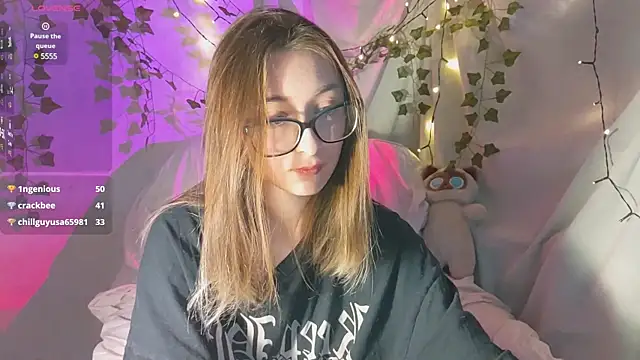 Snapshot of monlight__dana chatting on 12/06/24, 06:06 monlight  dana online show from 12/06/24, 06:06