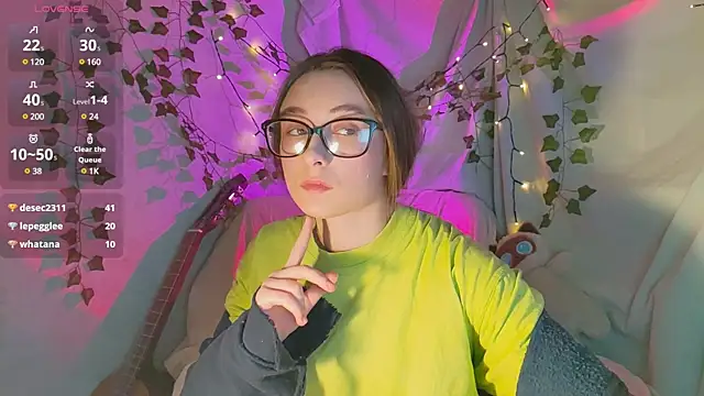 Snapshot of monlight__dana chatting on 12/11/24, 04:42 monlight  dana online show from 12/11/24, 04:42