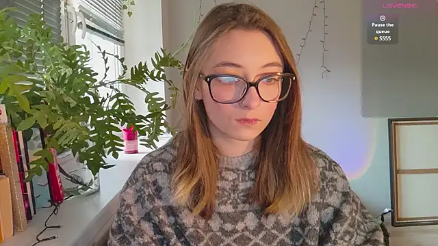 Snapshot of monlight__dana chatting on 12/29/24, 10:45 monlight  dana online show from 12/29/24, 10:45