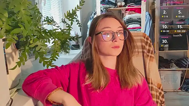 Snapshot of monlight__dana chatting on 02/18/25, 11:11 monlight  dana online show from 02/18/25, 11:11