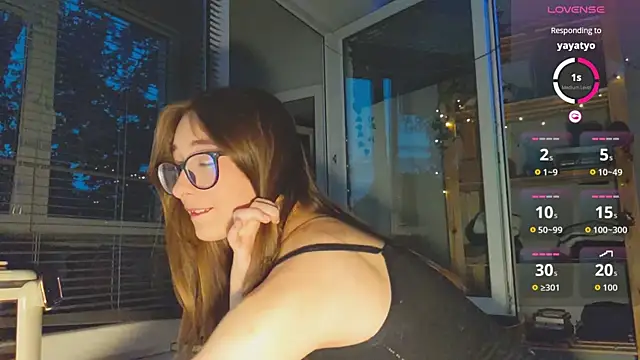 Snapshot of monlight__dana chatting on 09/08/25, 05:45 monlight  dana online show from 09/08/25, 05:45