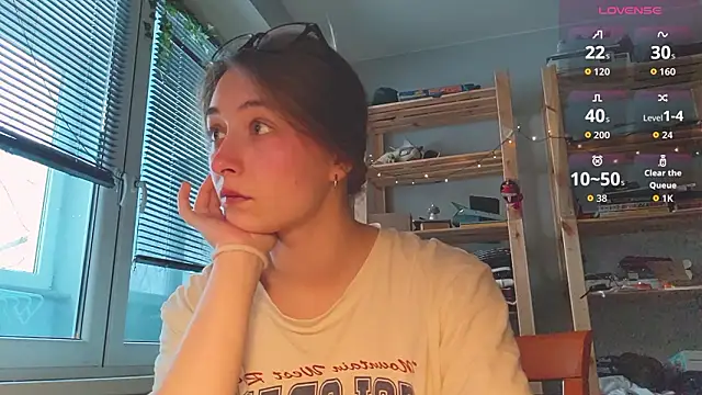 monlight  dana online show from 02/06/26, 01:47