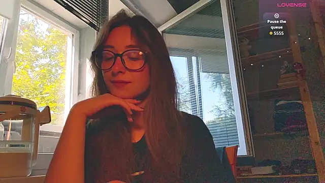 Snapshot of monlight__dana chatting on 07/02/26, 02:12 monlight dana online show from 07/02/26, 02:12