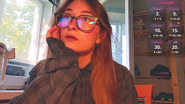 Snapshot of monlight__dana chatting on 07/16/26, 04:13 monlight dana online show from 07/16/26, 04:13