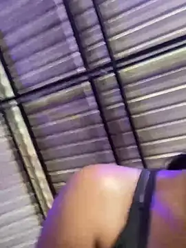 Berry Bans online show from 09/22/25, 08:22