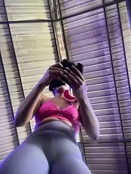 Berry Bans online show from 09/29/25, 05:18