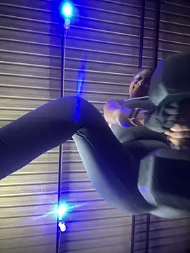 Berry Bans online show from 12/01/25, 05:18