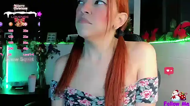 Snapshot of mariana_scott__ chatting on 12/04/24, 03:48 mariana scott   online show from 12/04/24, 03:48