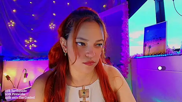 Snapshot of mariana_scott__ chatting on 09/08/25, 09:47 mariana scott   online show from 09/08/25, 09:47