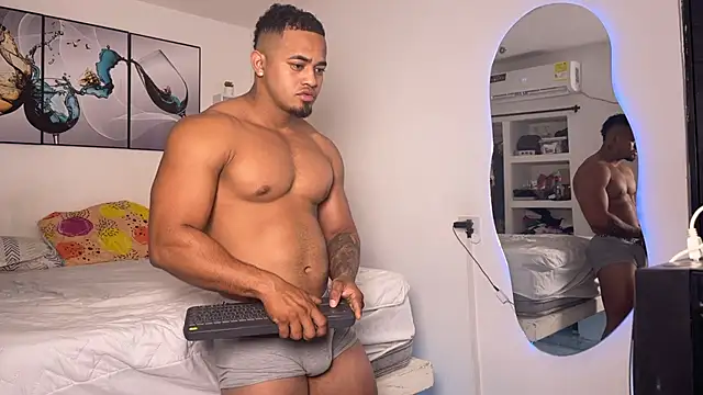 wendy alejo1712 online show from 11/23/25, 04:18