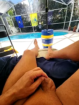 theclubist111 online show from 10/28/25, 04:20