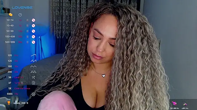  Just a queen 3 online show from 01/12/26, 07:57