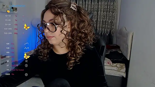 Snapshot of _Just_a_queen_3 chatting on 02/03/26, 07:13 Just a queen 3 online show from 02/03/26, 07:13