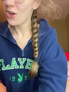 sage  marie online show from 09/29/25, 10:09