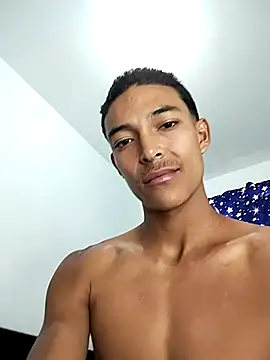 Demiansteven2 online show from 03/20/26, 04:23