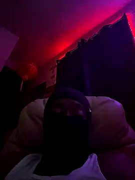 Snapshot of GersonGil1 chatting on 10/26/25, 07:25 GersonGil1 online show from 10/26/25, 07:25