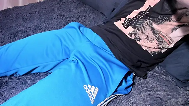 tailer  online show from 12/03/24, 04:39