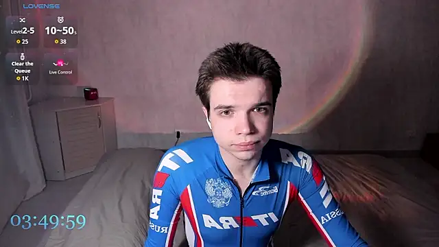 Snapshot of tailer_ chatting on 03/14/26, 08:47 tailer online show from 03/14/26, 08:47