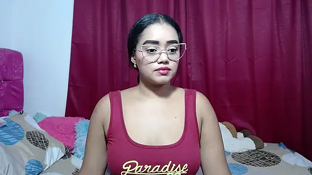 kiara milf  online show from 04/01/26, 10:07