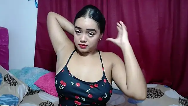 Snapshot of kiara_milf_ chatting on 04/14/26, 01:00 kiara milf online show from 04/14/26, 01:00