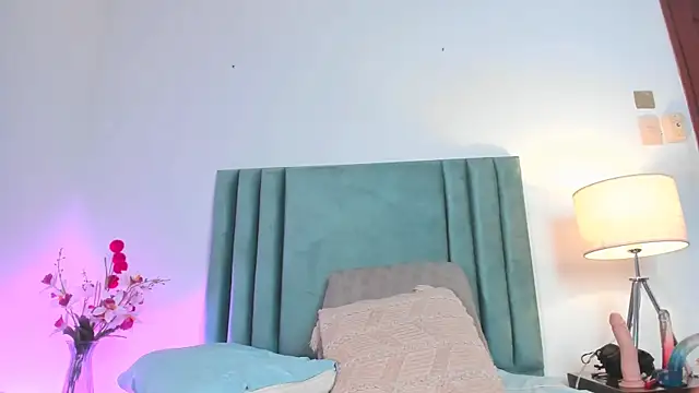 AlissaNix online show from 01/10/25, 12:59