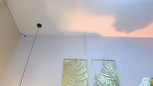 AlissaNix online show from 10/24/25, 11:45