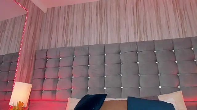 Poacahontasfg online show from 10/26/25, 04:07