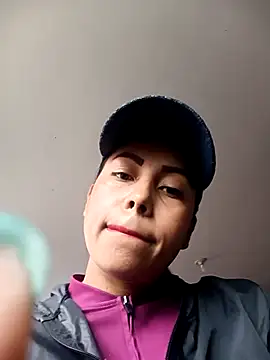  andrea30 online show from 04/19/26, 11:09