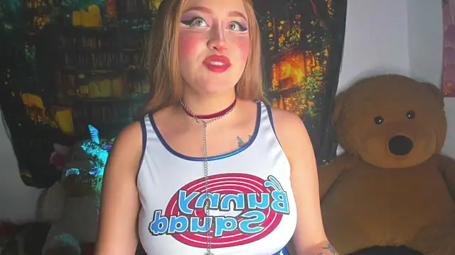 LailaCatt online show from 12/05/25, 08:34